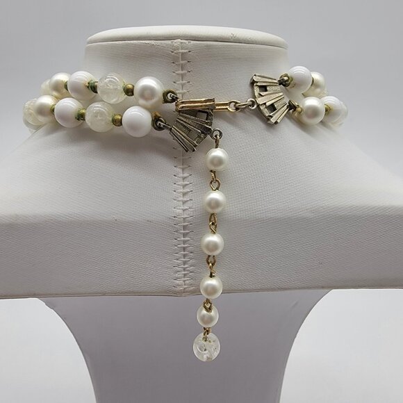 Double Strand Faux Pearl Necklace Vintage‎ Classic Career - Picture 4 of 6